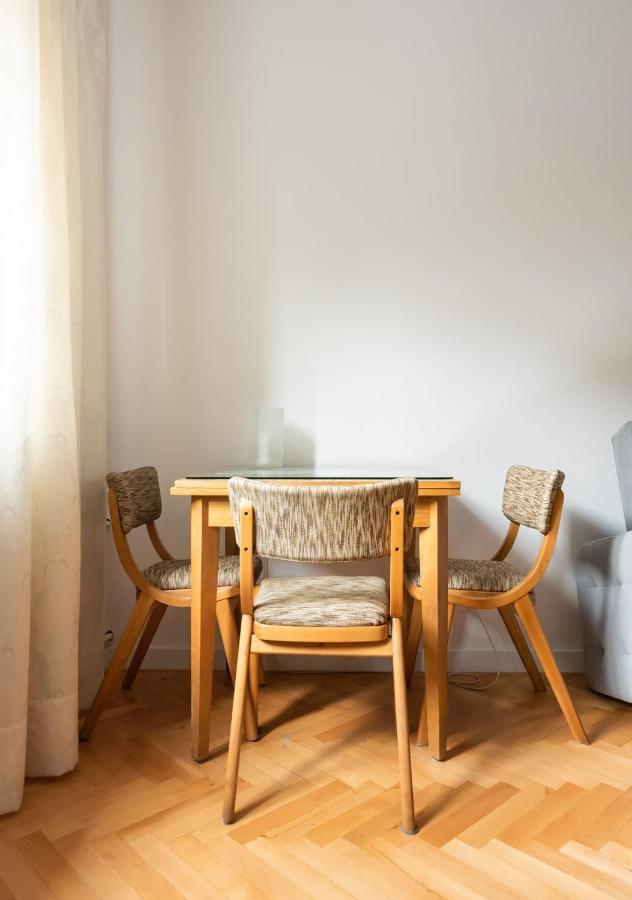 Plac Zbawiciela 3-Bedroom Apartment Warsawa Bagian luar foto